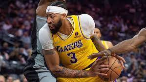 I Los Angeles Lakers dovrebbero considerare di apportare modifiche